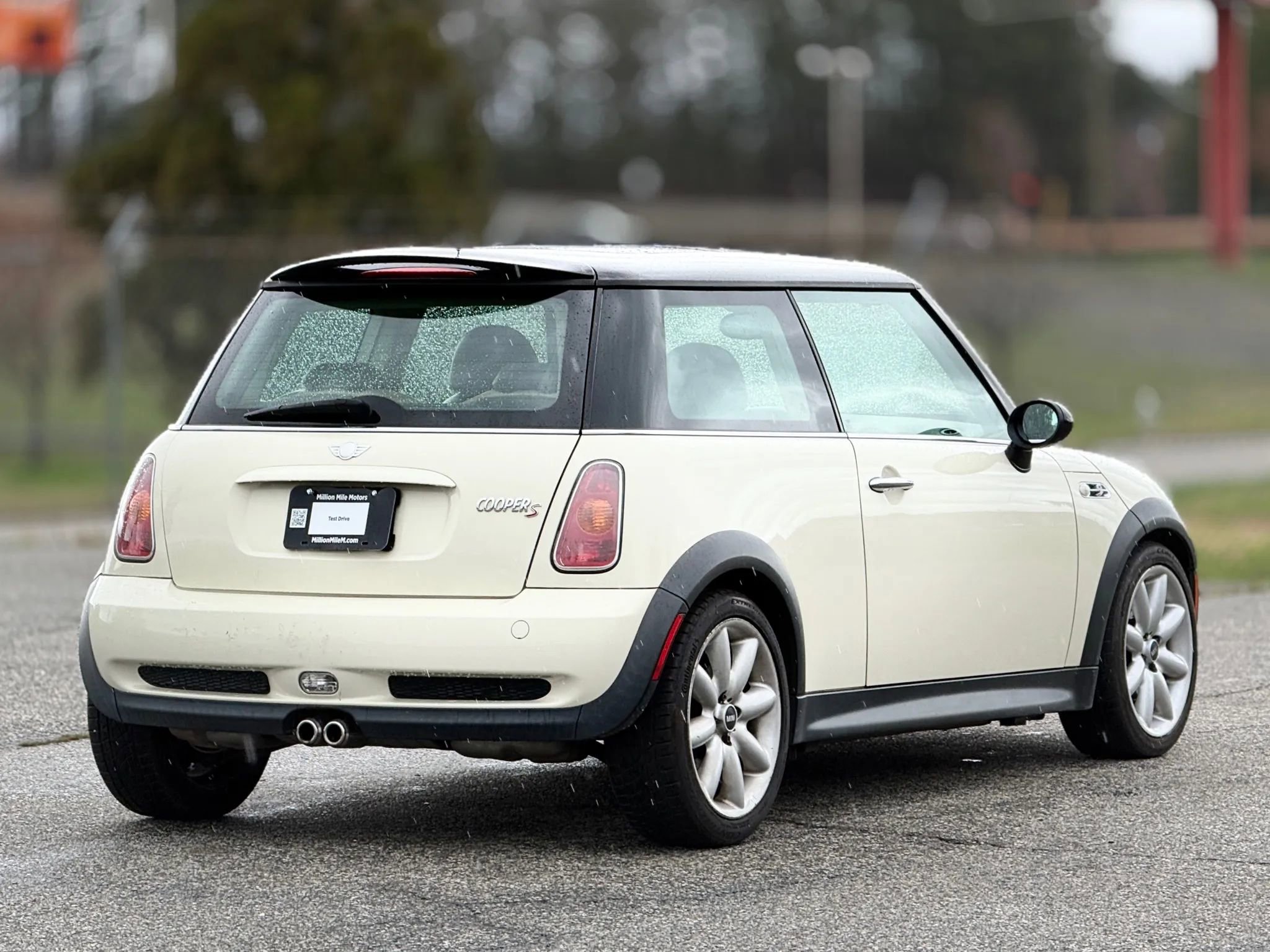 Used 2004 MINI Cooper S image 9
