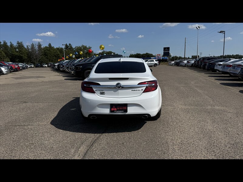 Used 2016 Buick Regal FWD image 6