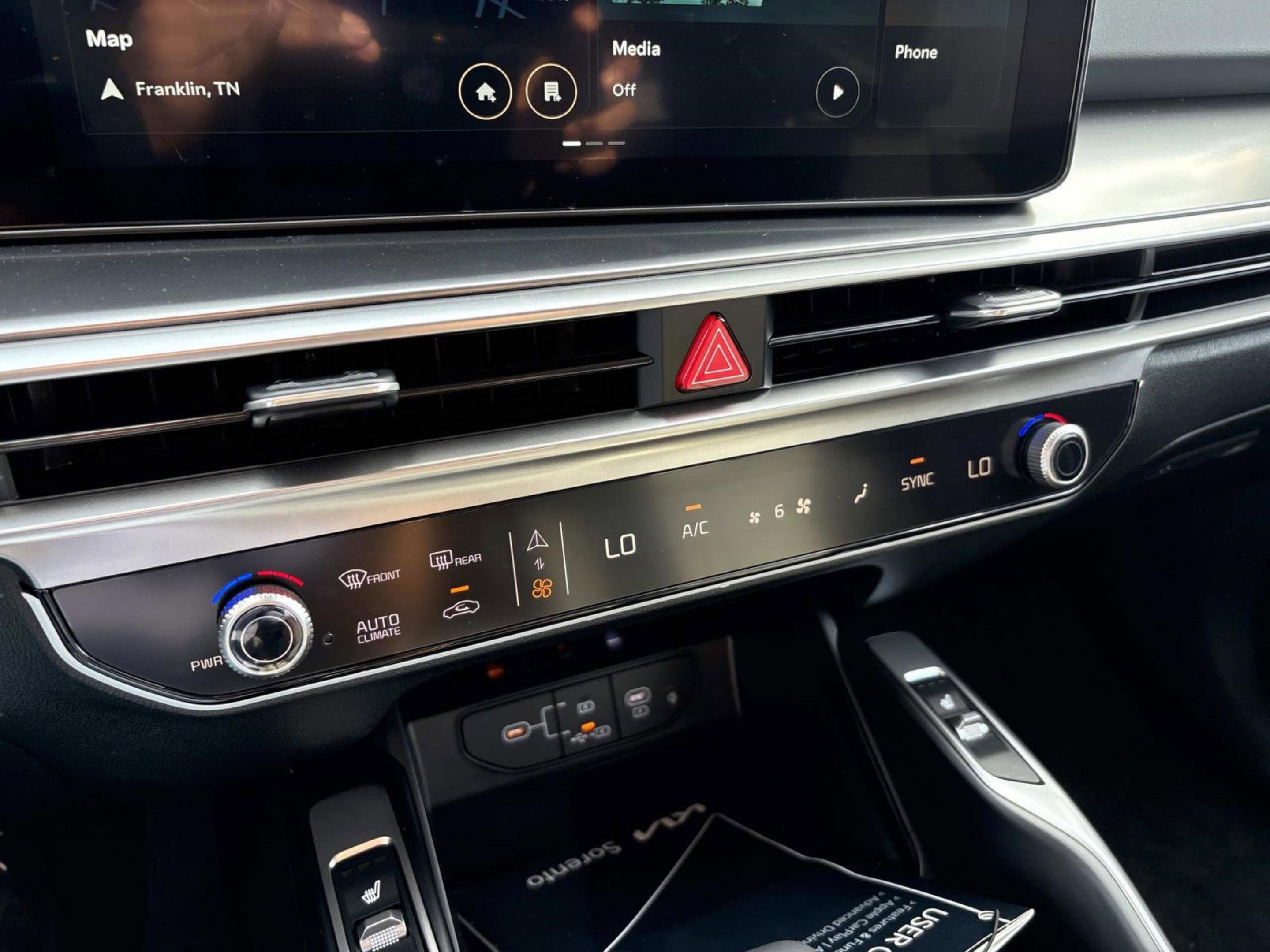 New 2026 Kia Sorento EX image 29