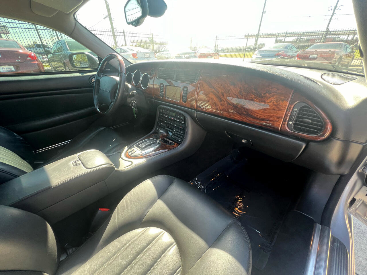 Used 2006 Jaguar XK8 Coupe image 18