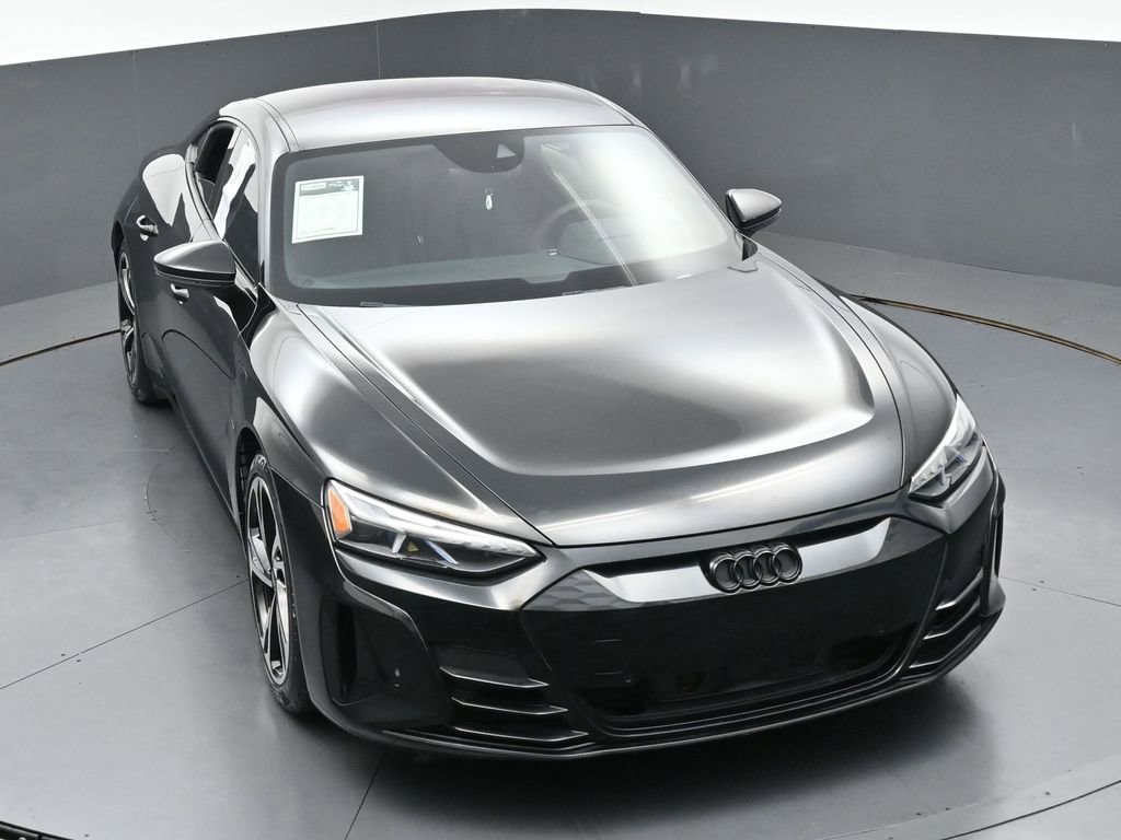 Used 2022 Audi e-tron GT Premium Plus w/ Performance Package AWD/4WD image 40