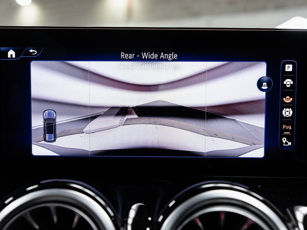 Used 2024 Mercedes-Benz EQB 350 4MATIC SUV image 18