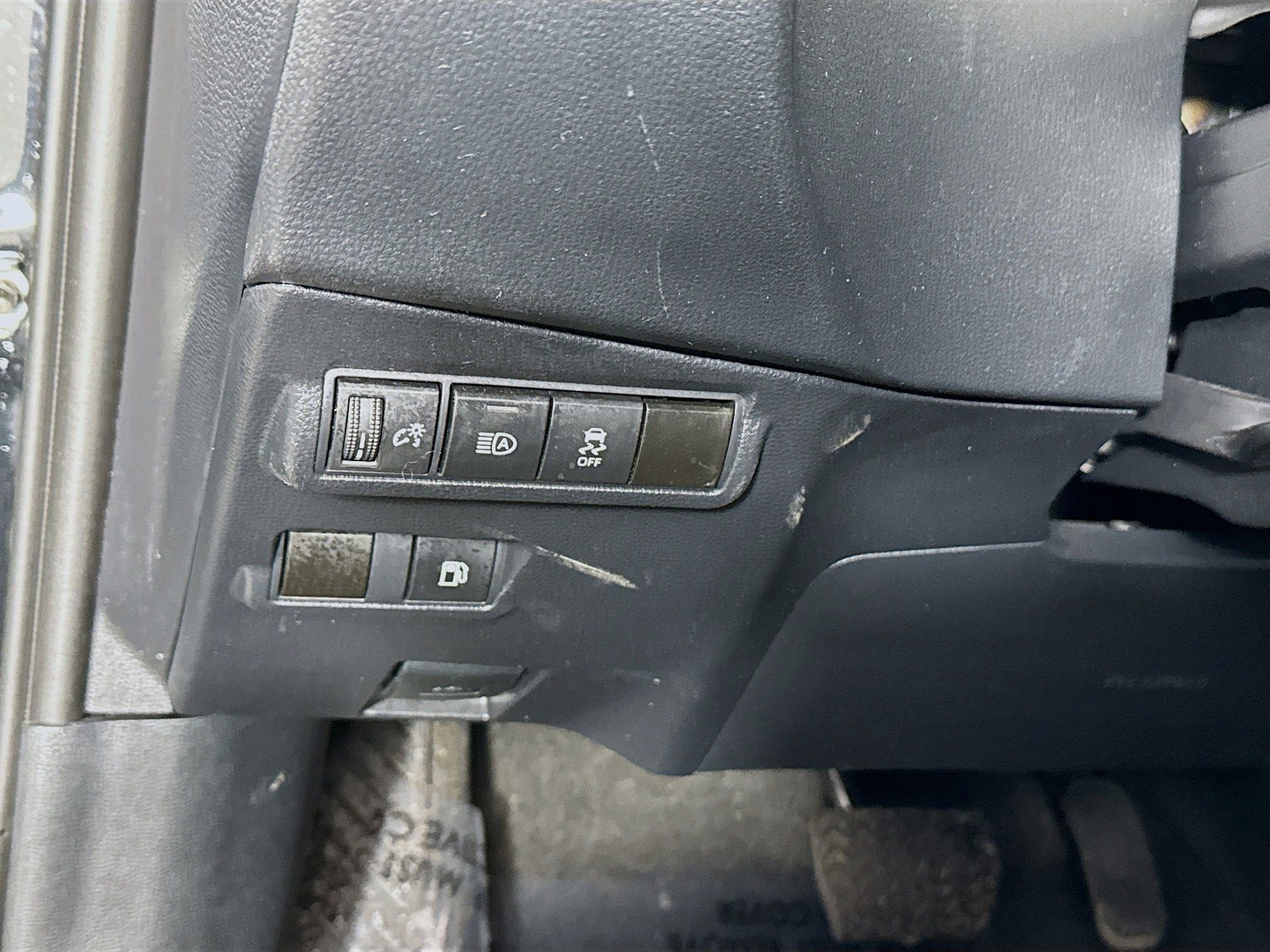 Certified 2024 Toyota Corolla Cross Nightshade w/ Moonroof Package image 11