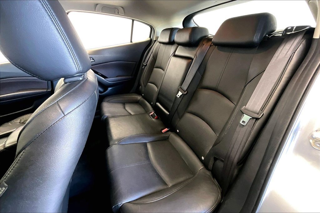 Used 2017 MAZDA MAZDA3 Grand Touring FWD image 27