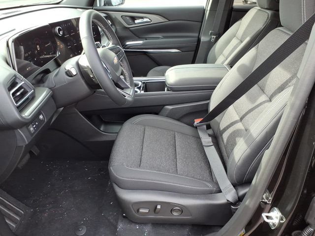 New 2027 Chevrolet Traverse LT FWD image 6
