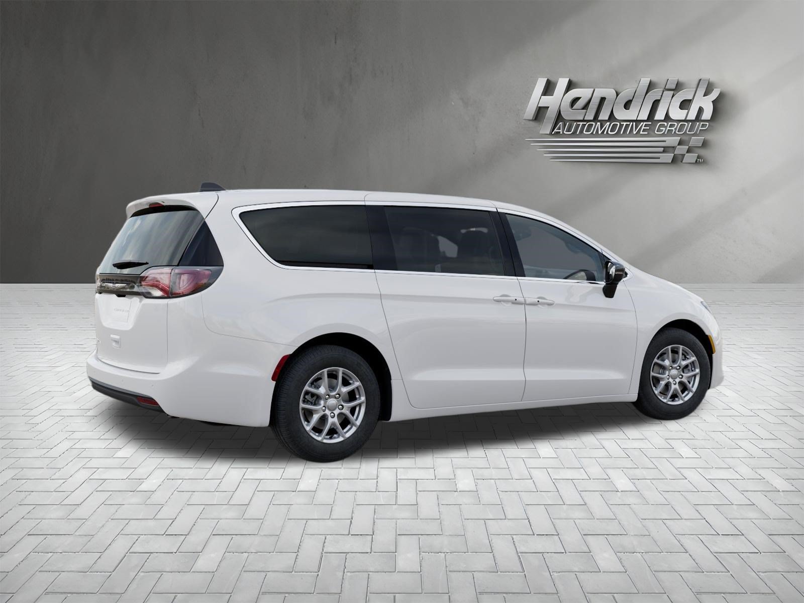 New 2027 Chrysler Pacifica LX FWD image 6