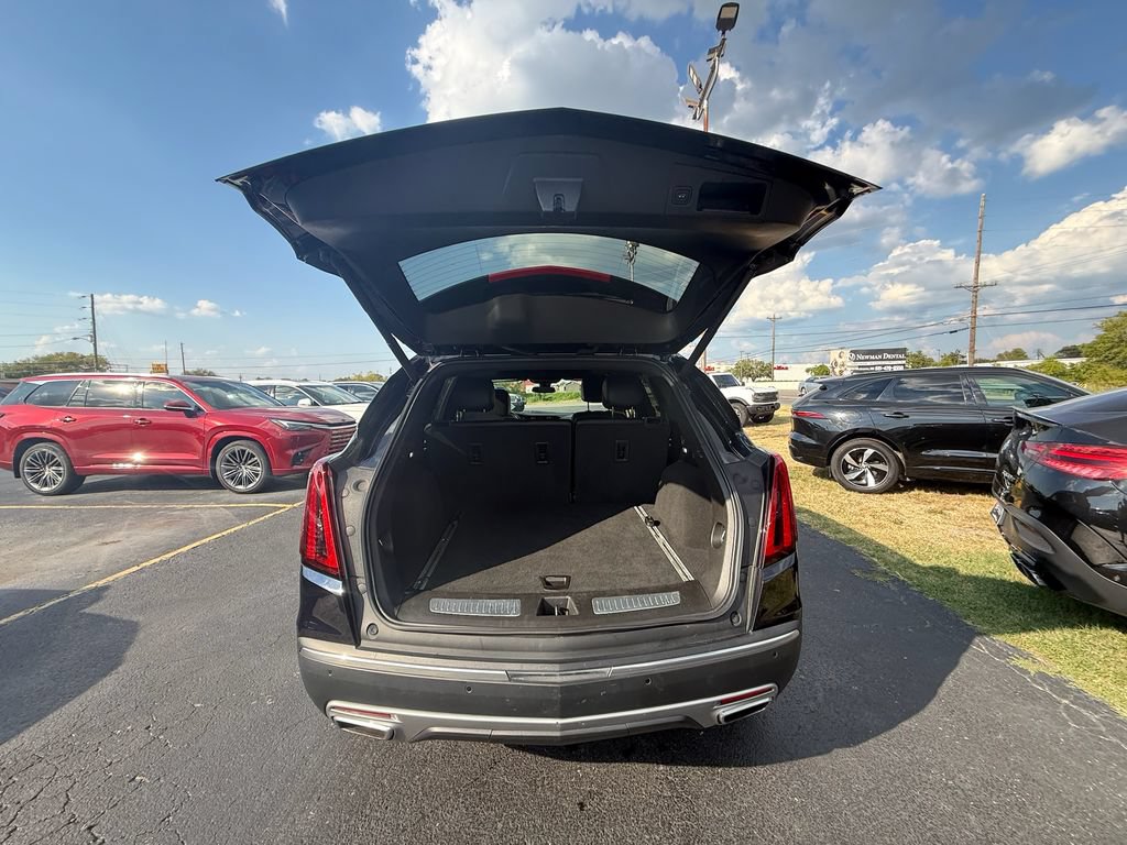 Used 2021 Cadillac XT5 Premium Luxury AWD/4WD image 5