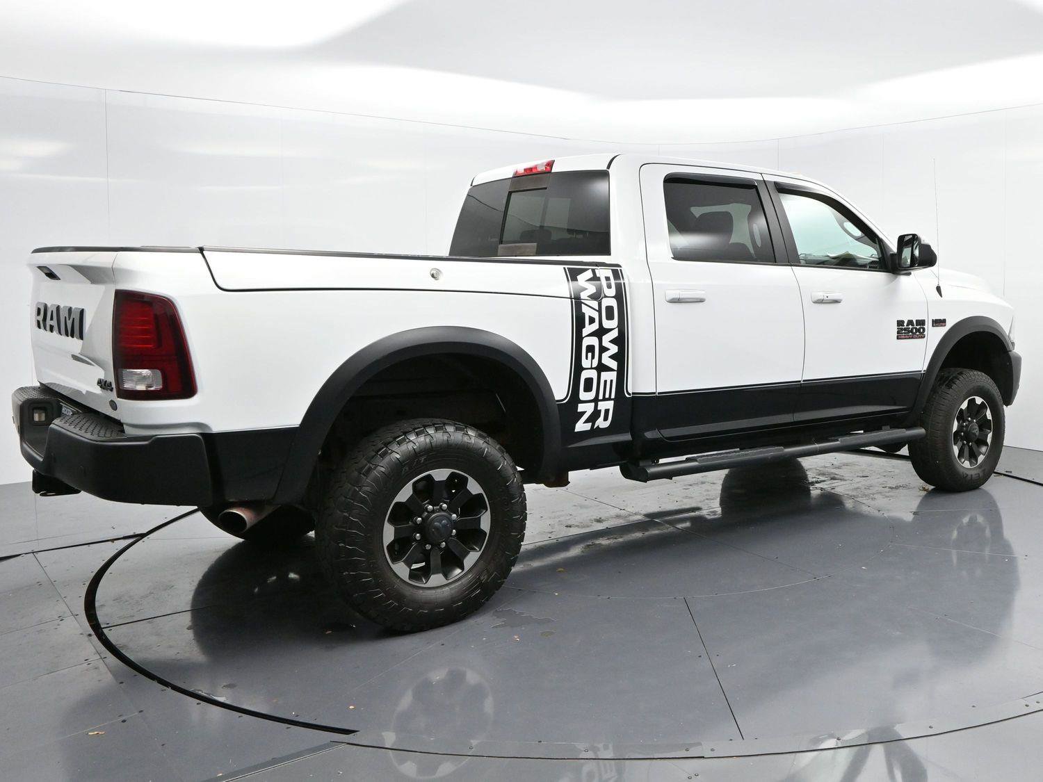 Used 2018 RAM 2500 Power Wagon w/ Leather & Luxury Group image 7