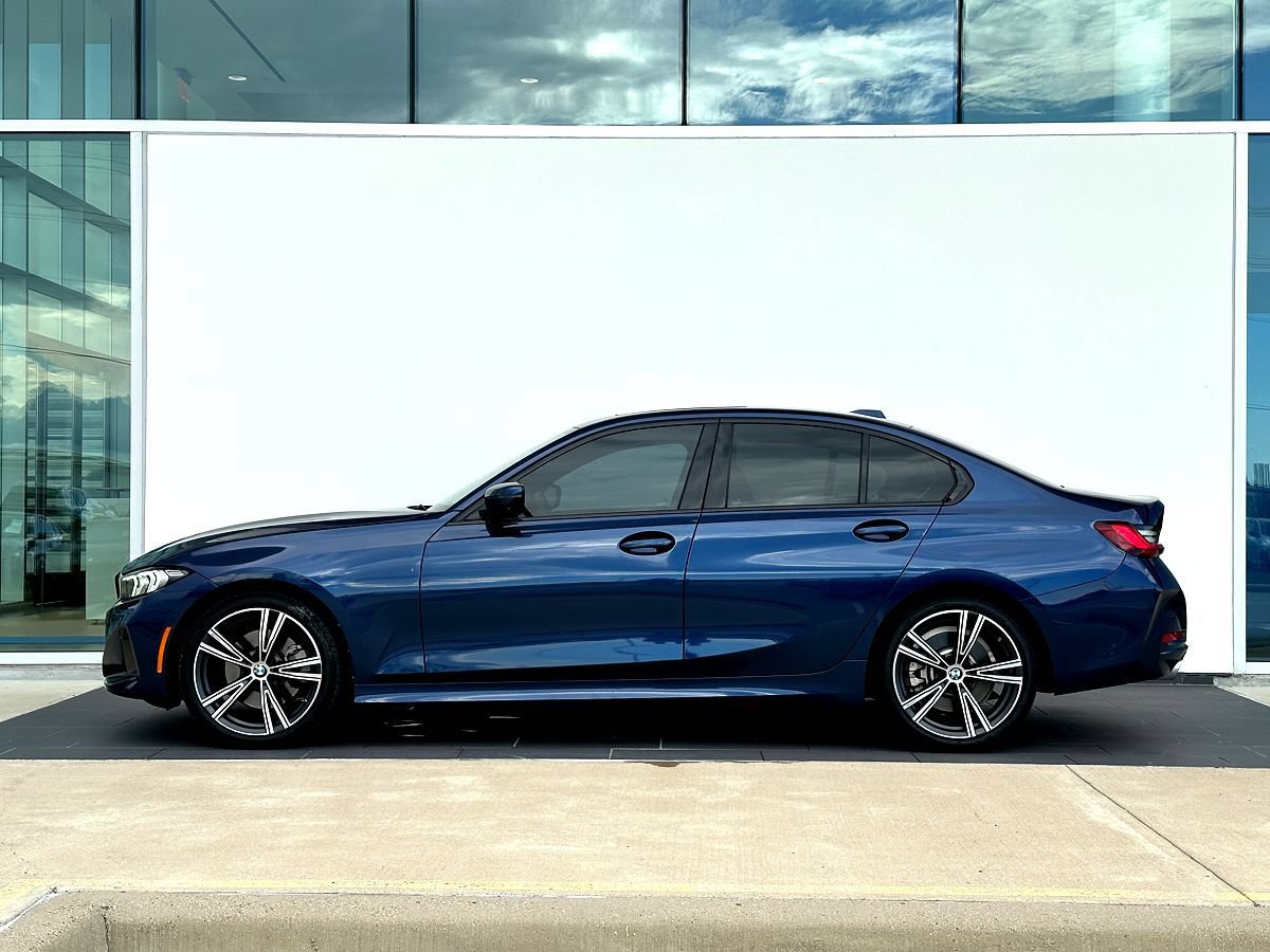 Certified 2023 BMW 330i Sedan w/ Parking Assistance Package RWD image 8