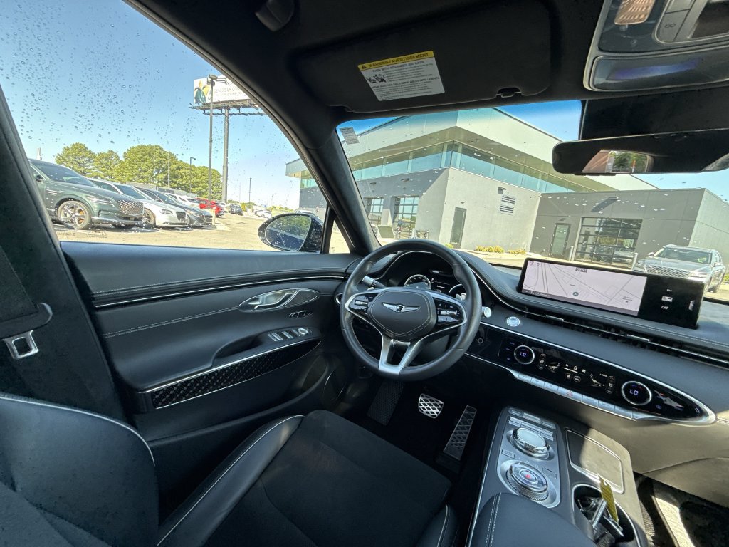Used 2022 Genesis GV70 3.5T Sport w/ Sport Prestige Package AWD/4WD image 20