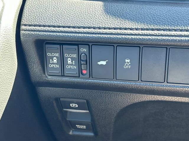 Used 2025 Honda Odyssey Sport-L image 33