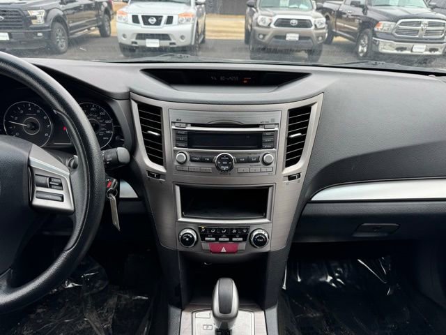 Used 2012 Subaru Outback 2.5i w/ Alloy Wheel Pkg image 2