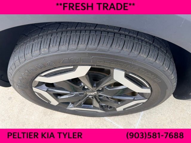 Used 2023 Kia Telluride S FWD image 5