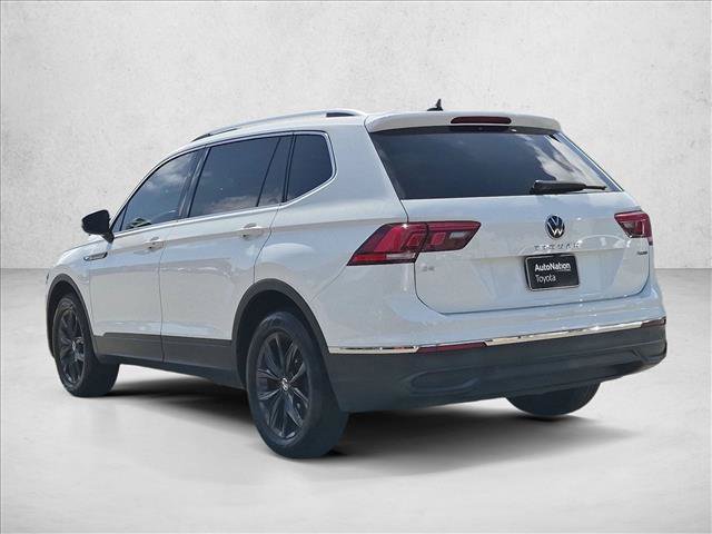 Used 2024 Volkswagen Tiguan SE AWD/4WD image 8