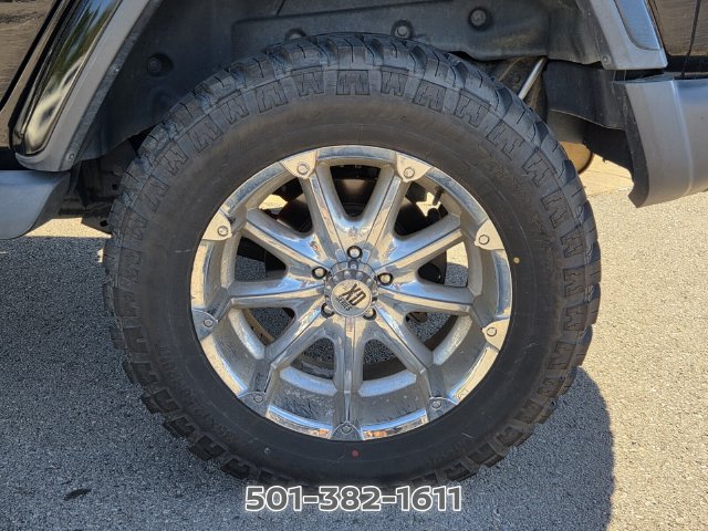 Used 2019 Jeep Wrangler Unlimited Sahara AWD/4WD image 9