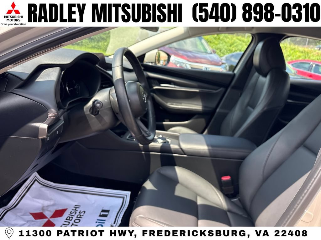 Used 2023 MAZDA MAZDA3 s FWD image 3