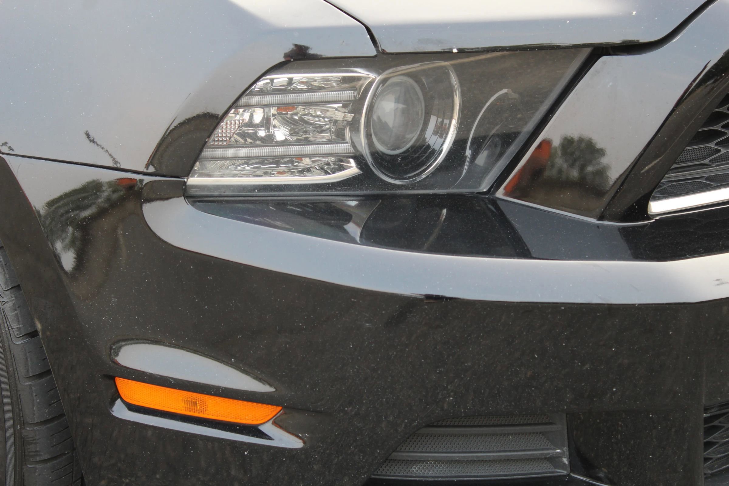 Used 2014 Ford Mustang V6 Coupe 2D image 27