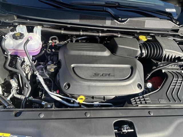 New 2026 Chrysler Pacifica Select image 25