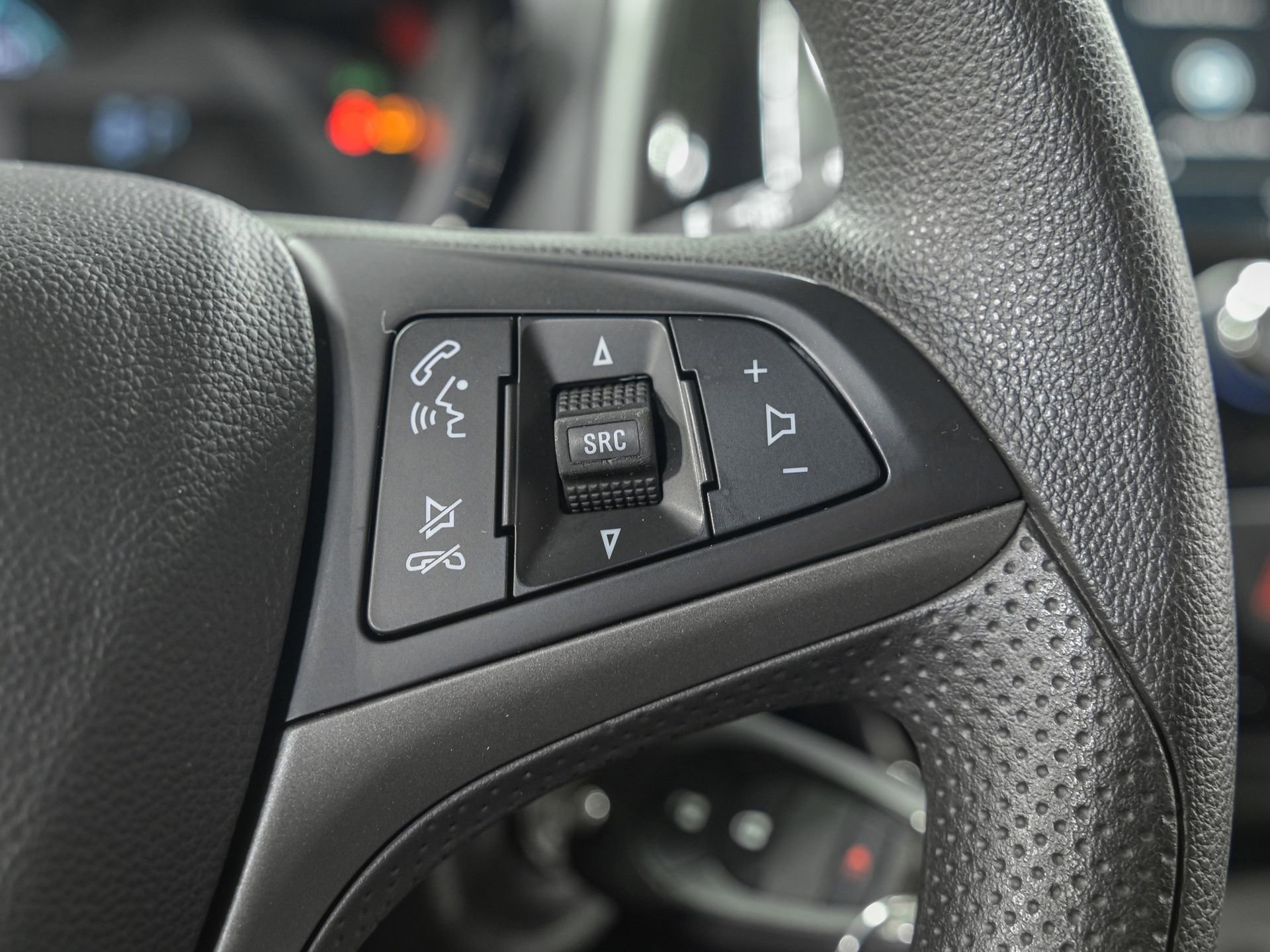 Used 2022 Chevrolet Spark LT FWD image 21