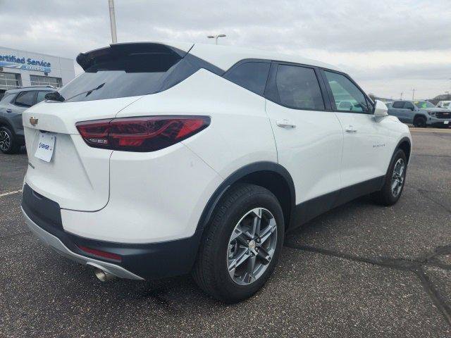 New 2024 Chevrolet Blazer LT w/ Driver Confidence Package image 2