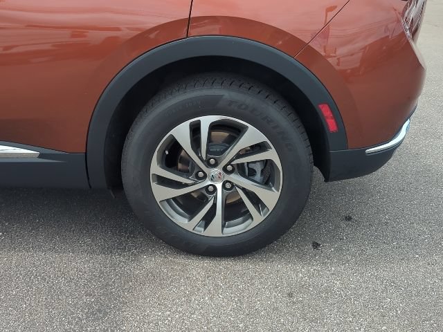Used 2022 Buick Envision Essence w/ Technology Package I FWD image 36