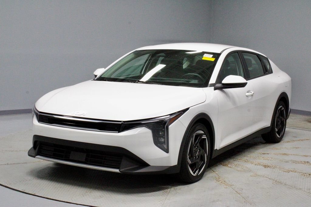 Used 2025 Kia K4 EX FWD image 6