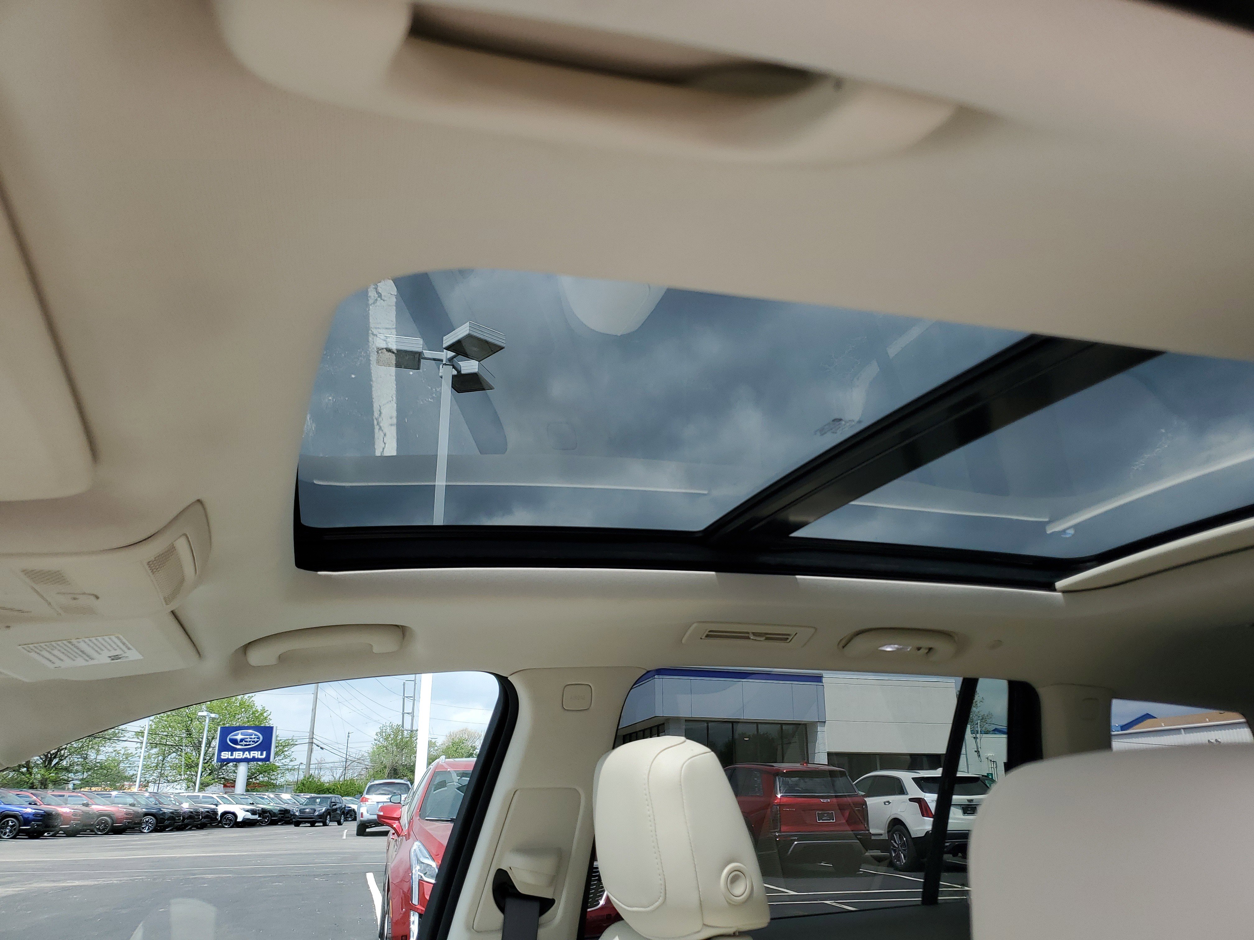 Used 2021 Cadillac XT6 Premium Luxury w/ LPO, Floor Liner Package image 15