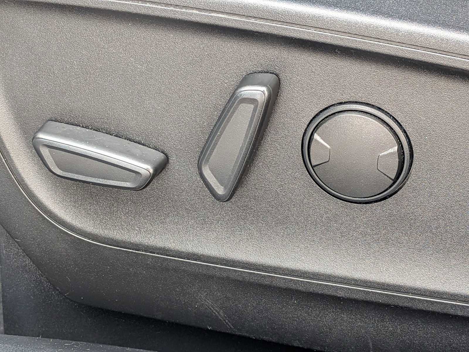 Used 2023 Ford Escape Active w/ Cold Weather Package image 16