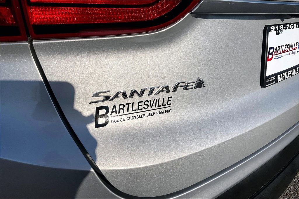 Used 2019 Hyundai Santa Fe SEL image 14