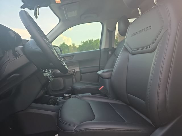 New 2026 Ford Maverick Lariat w/ Black Appearance Package AWD/4WD image 15