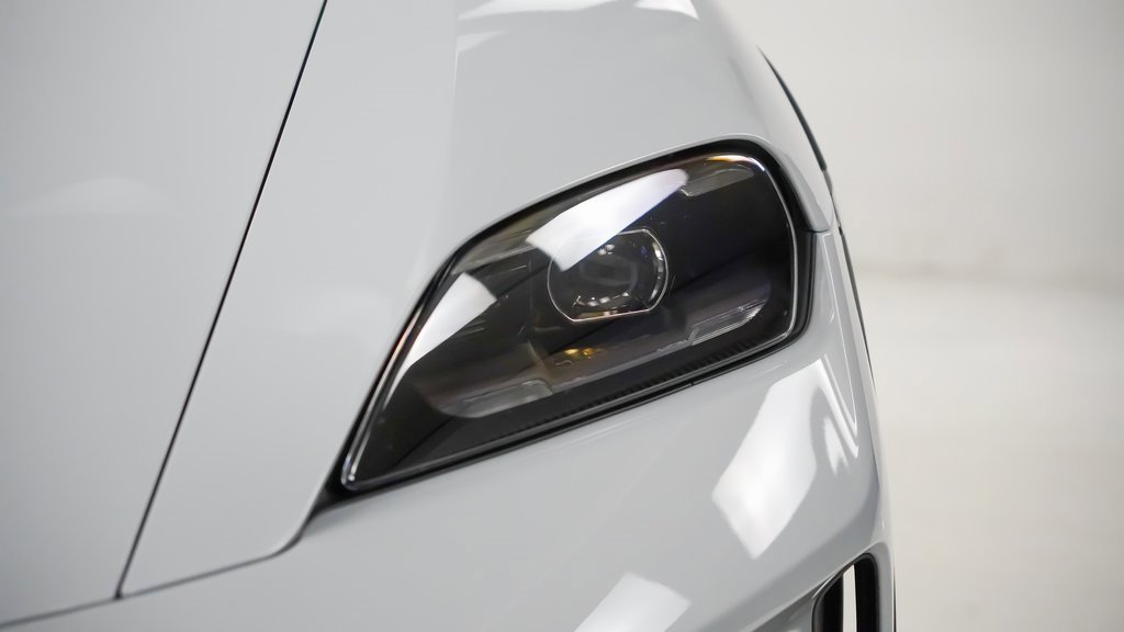 Certified 2025 Porsche Taycan 4S image 7