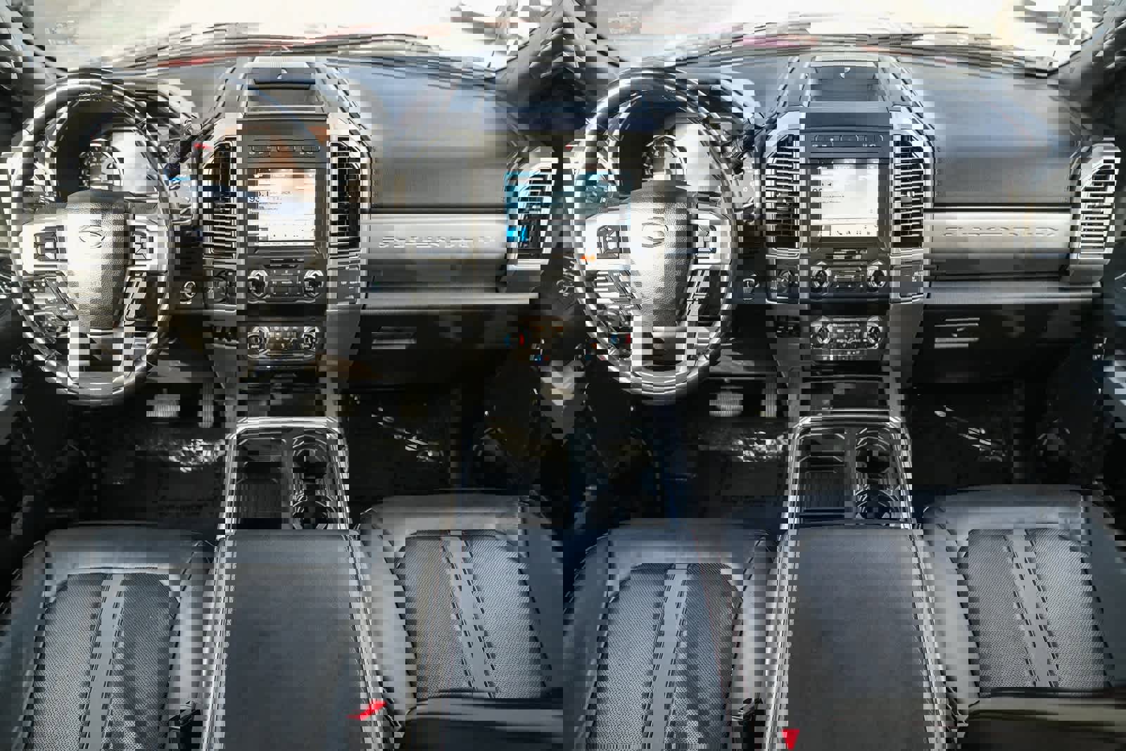 Used 2019 Ford F350 Platinum w/ Platinum Ultimate Package image 11