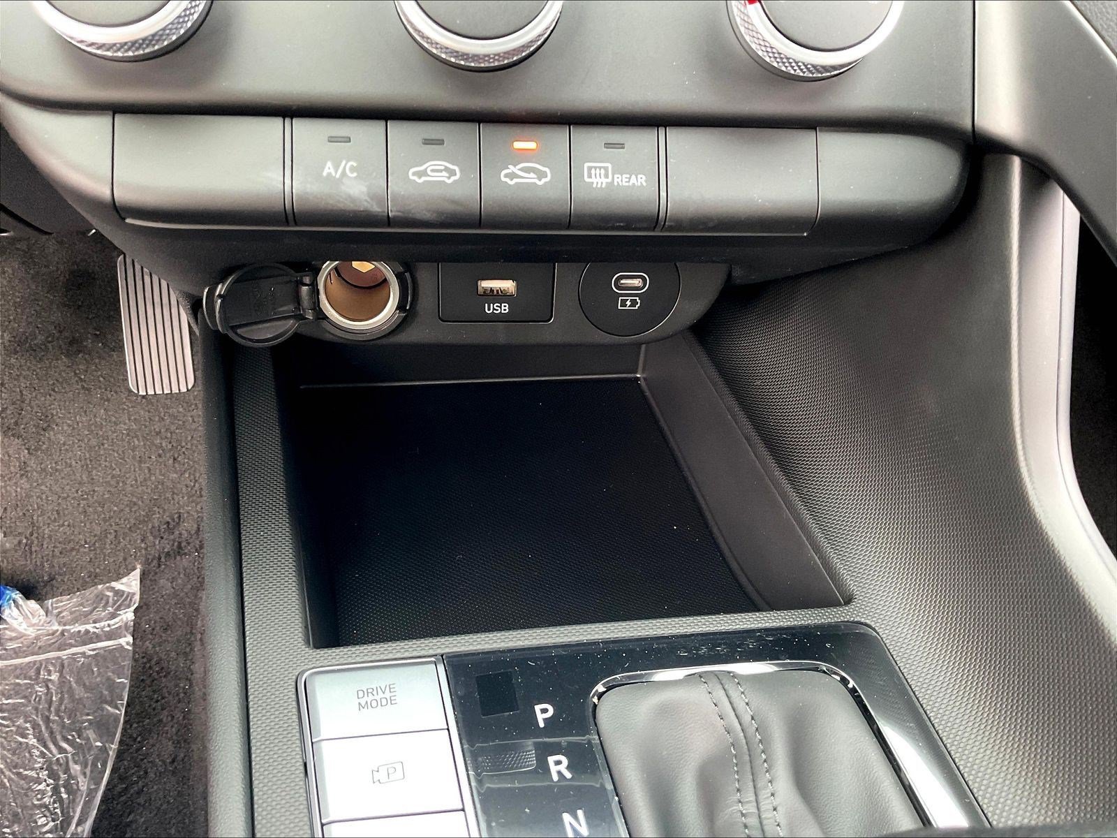 New 2026 Hyundai Elantra SE FWD image 25
