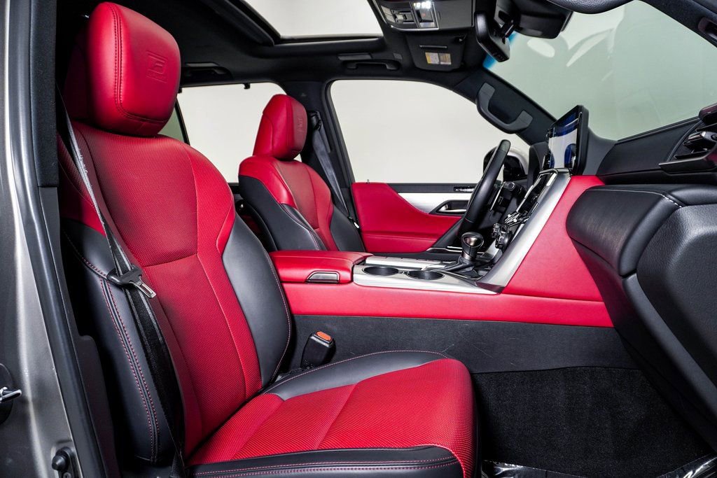 Used 2024 Lexus LX 600 F Sport image 15