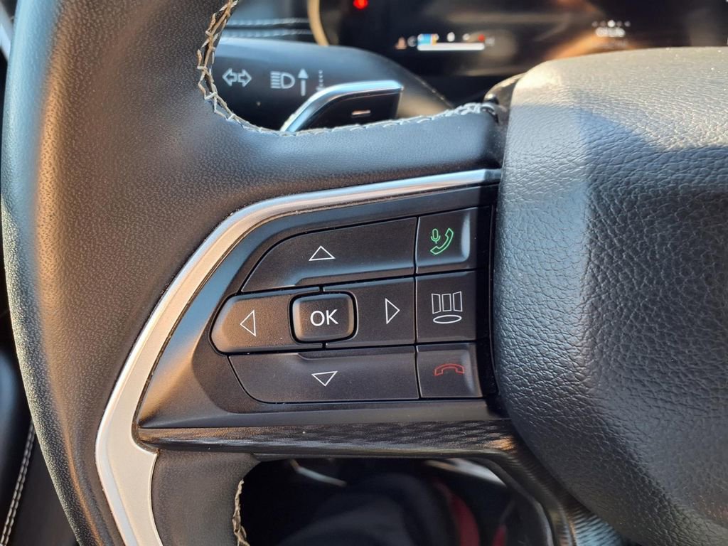 Certified 2023 Jeep Grand Cherokee L Laredo image 14