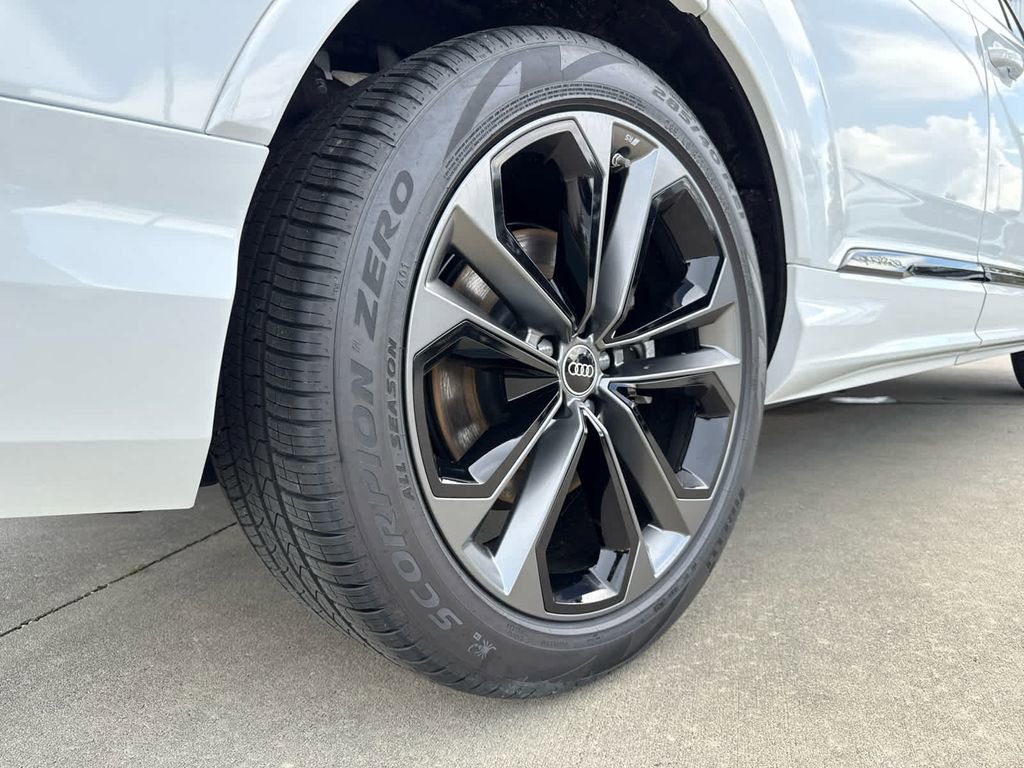 New 2025 Audi Q7 3.0T Premium Plus image 11