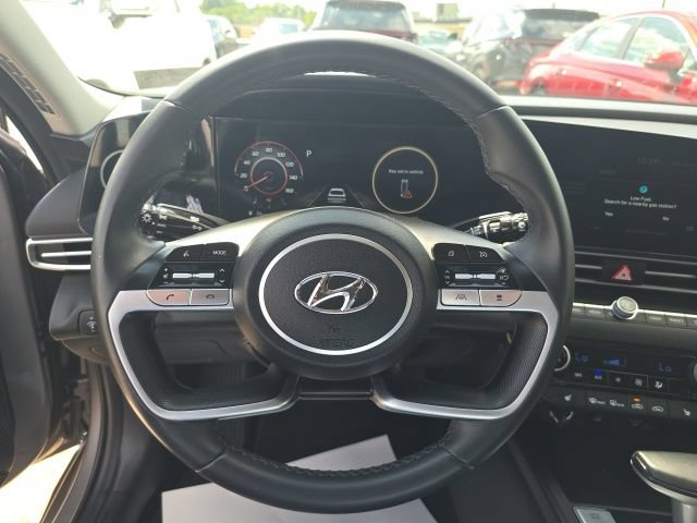 Certified 2023 Hyundai Elantra SEL w/ Convenience Package FWD image 11