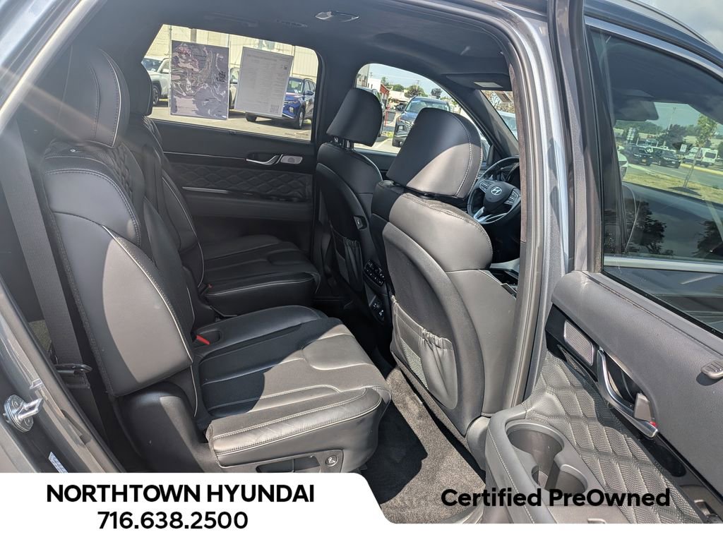 Used 2022 Hyundai Palisade Calligraphy image 11