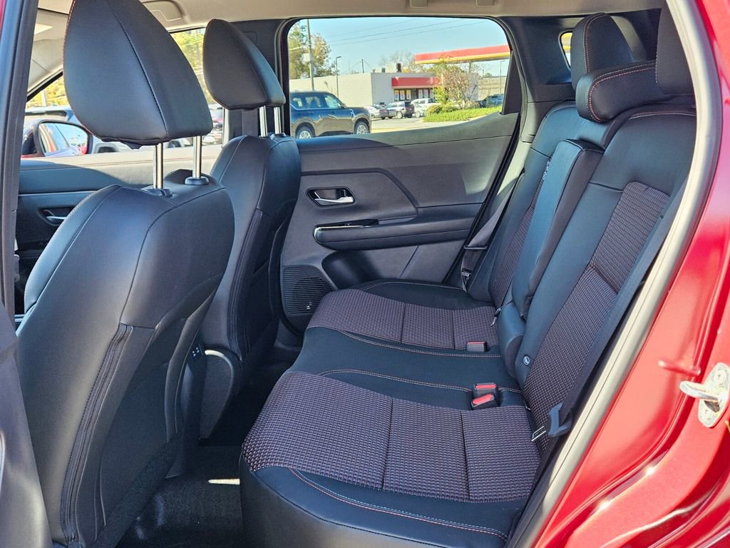 New 2026 Nissan Kicks SR image 4