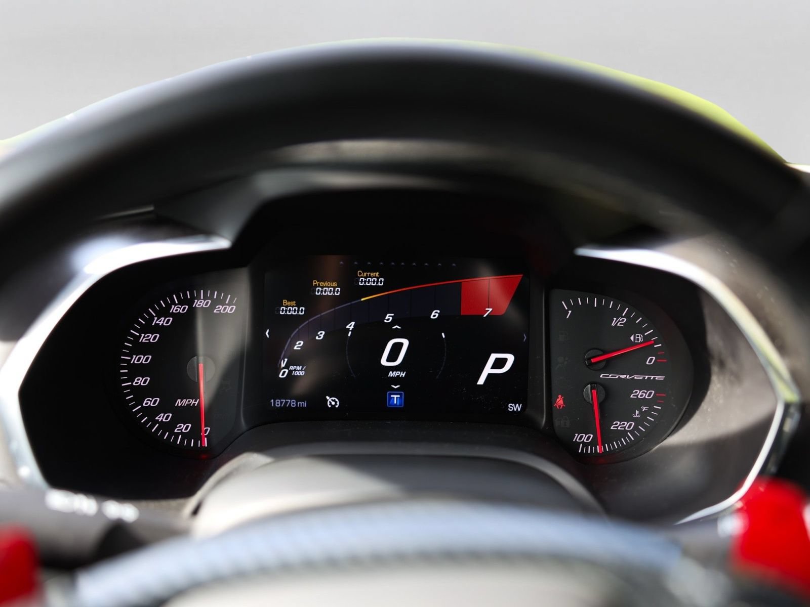 Used 2018 Chevrolet Corvette Grand Sport RWD image 15