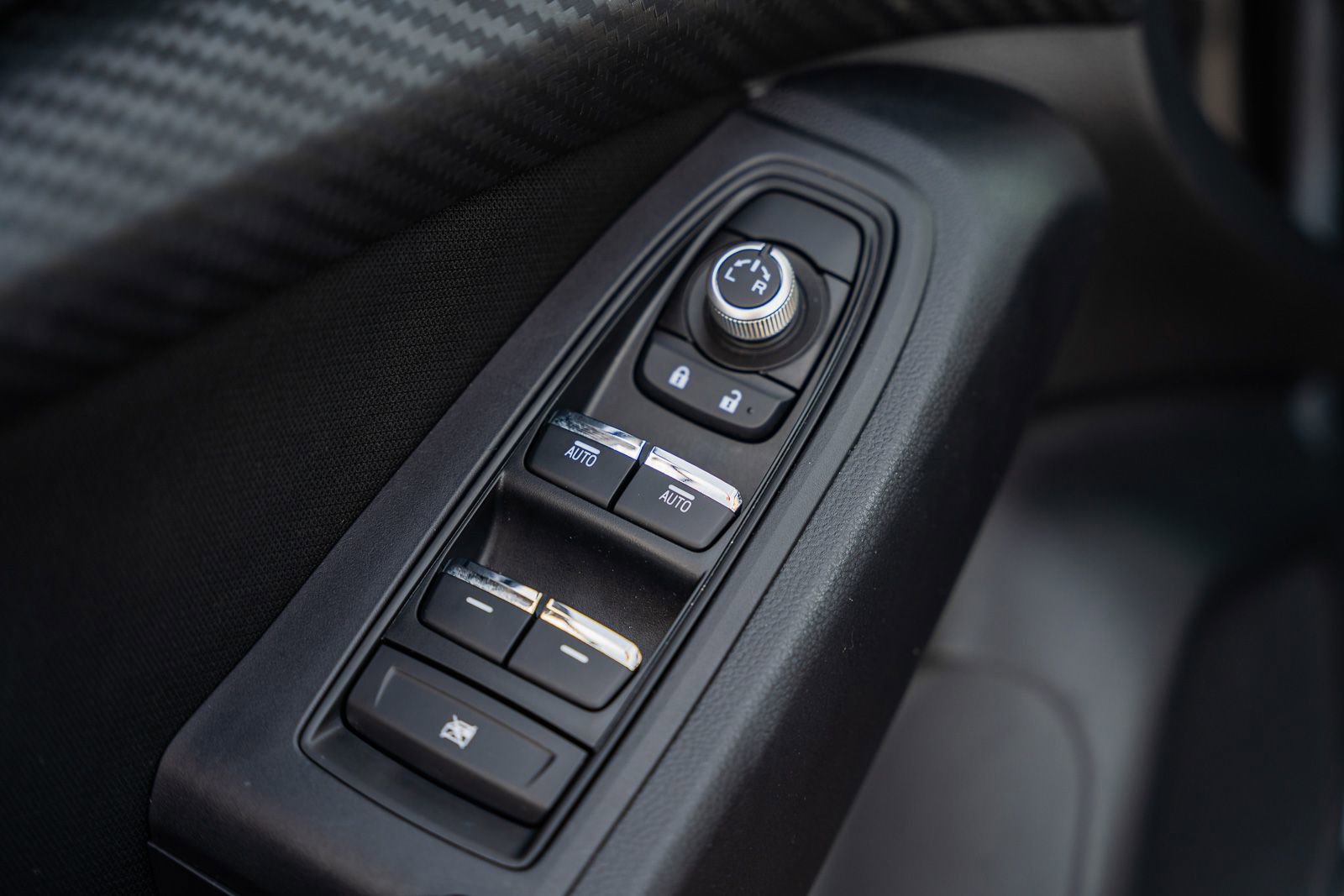 Used 2024 Subaru Ascent Premium w/ Convenience Package image 26