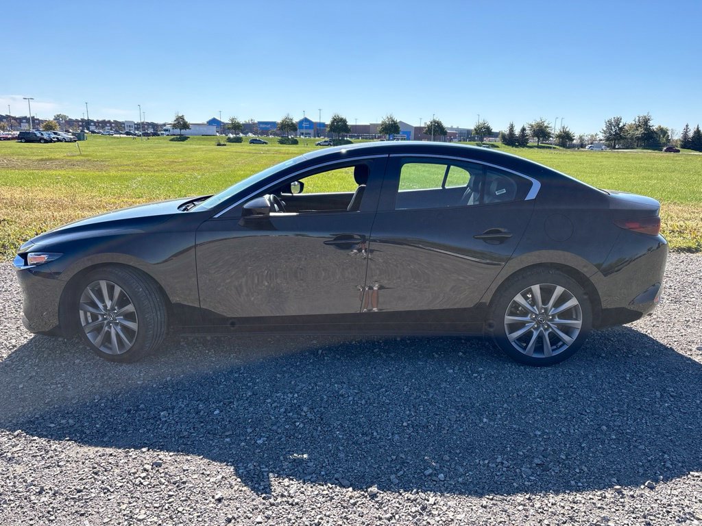 Used 2025 MAZDA MAZDA3 s FWD image 7