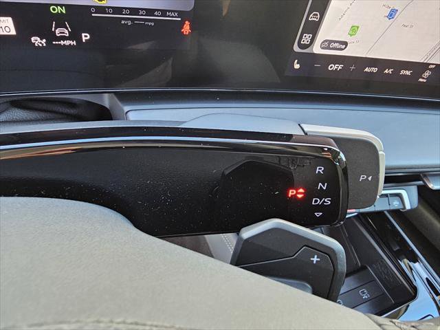 New 2026 Audi Q3 quattro 2.0T image 12