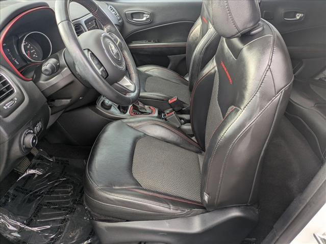 Used 2018 Jeep Compass Trailhawk w/ Navigation Group image 17