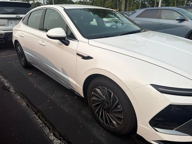 Certified 2025 Hyundai Sonata SEL FWD image 11