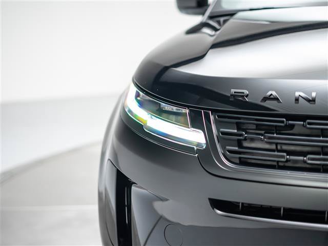 New 2026 Land Rover Range Rover Evoque S AWD/4WD image 10