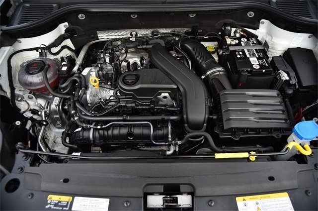 Certified 2023 Volkswagen Taos SE image 24