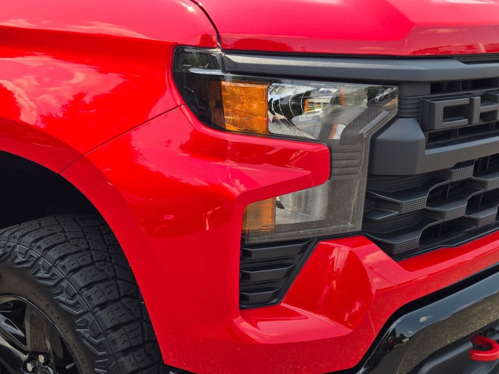 Used 2023 Chevrolet Silverado 1500 Custom Trail Boss w/ LPO, Dark Essentials Package AWD/4WD image 2