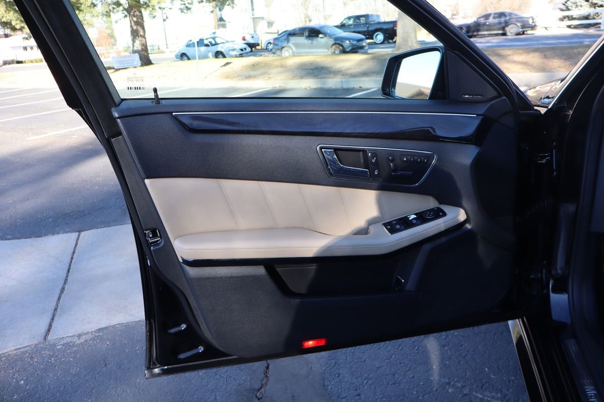 Used 2011 Mercedes-Benz E 350 4MATIC image 23