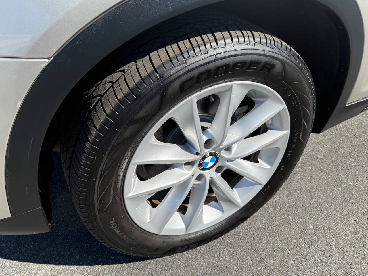 Used 2011 BMW X3 xDrive28i AWD/4WD image 15